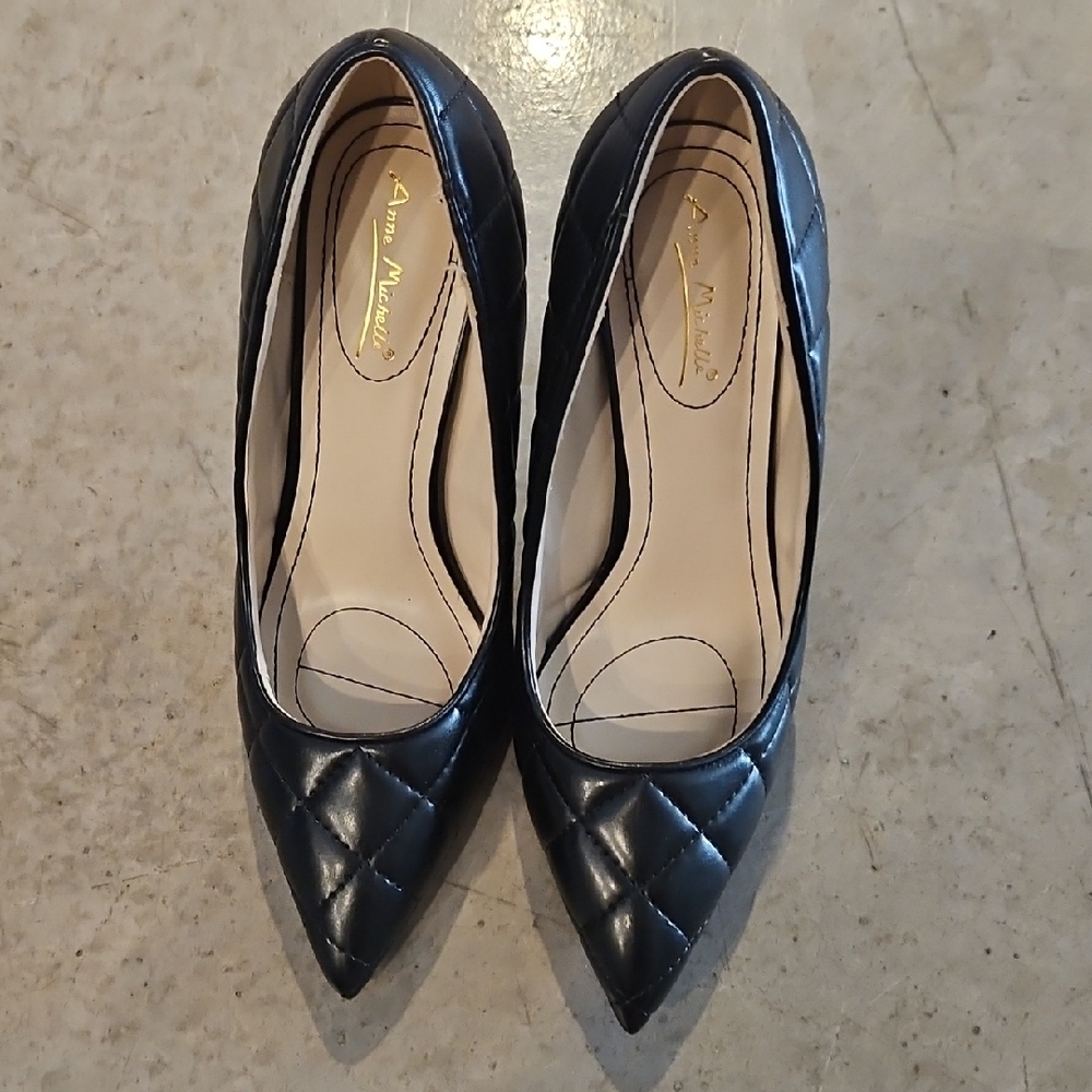 Anne Michelle Black Quilted Heels